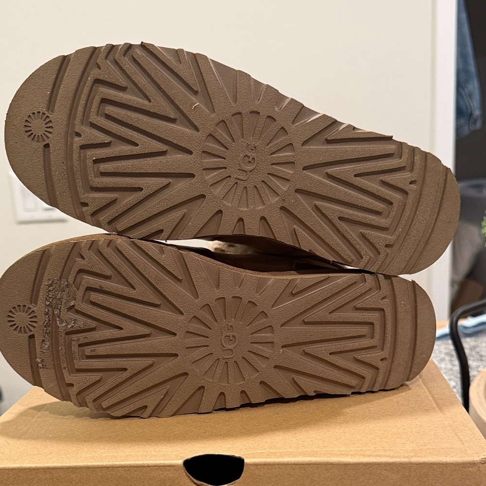 UGG Dune mini buckle boots - Picture 6 of 6